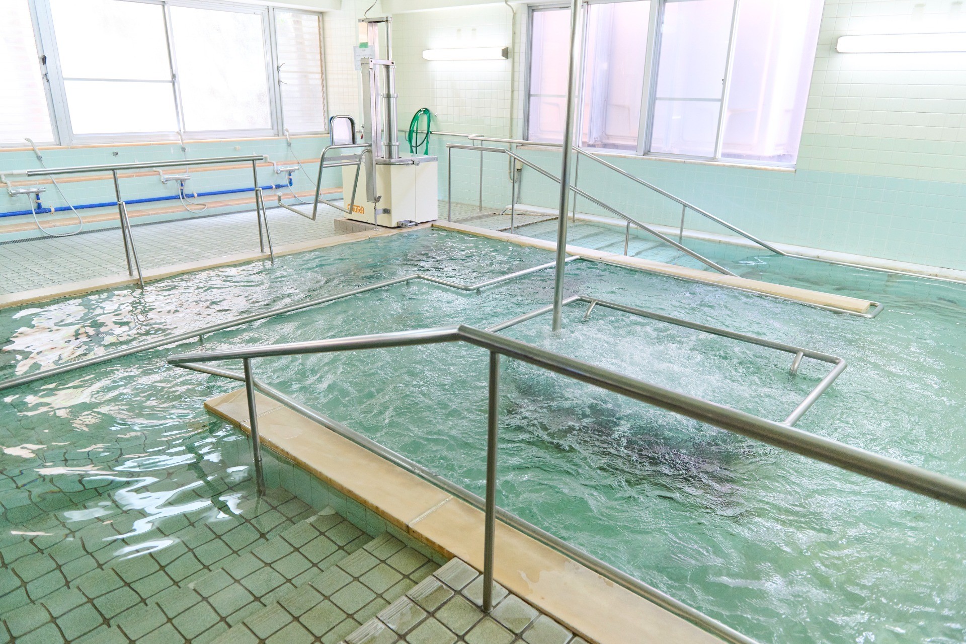 湯河原中央温泉病院_温泉